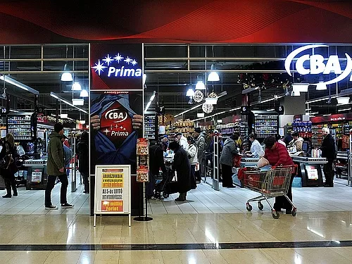Fidesz: A CBA kispénzű turistákat etet majd a Várban