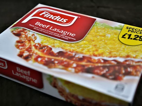 Botrány lett a javaslatból, hogy az éhezőknek adják a lóhúsos termékeket