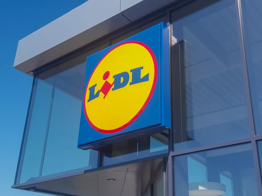 Zöldség- és gyümölcsmentő tasakokat árul a német Lidl