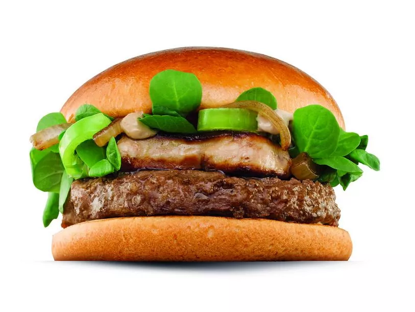 Galla Miklós számos jelmezben feltűnik a McDonald's reklámjában