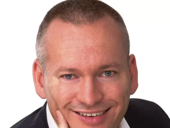 A Hét Embere – nyakkendő nélkül