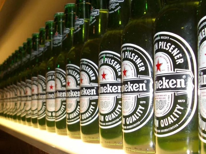 Egyelőre marad a vörös csillag a Heinekenen