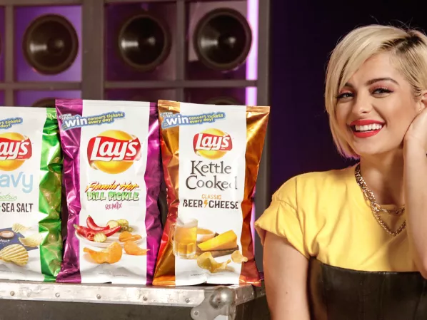 Jóízű zenehallgatás a Lay’s-szel