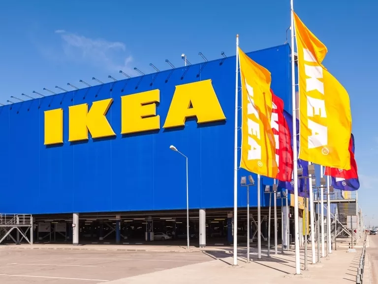 Újra kinyitnak az IKEA-áruházak