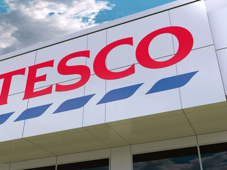 Eladja lengyelországi érdekeltségét a Tesco