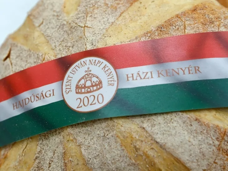 Megmérettettek a kenyerek