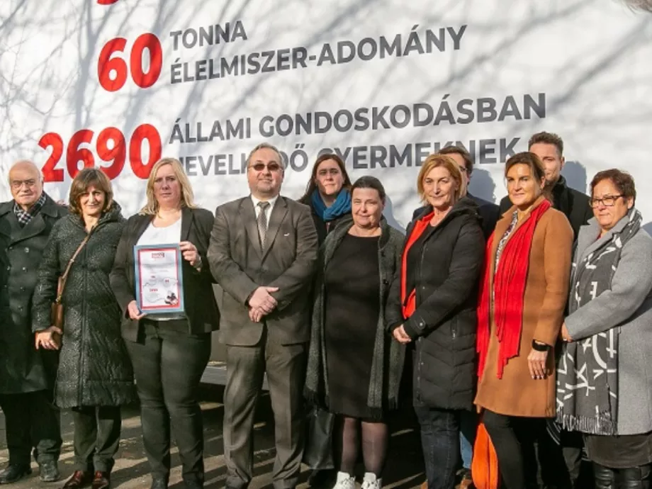 Ismét az állami gondoskodásban nevelkedő gyermekeket segíti a Coop
