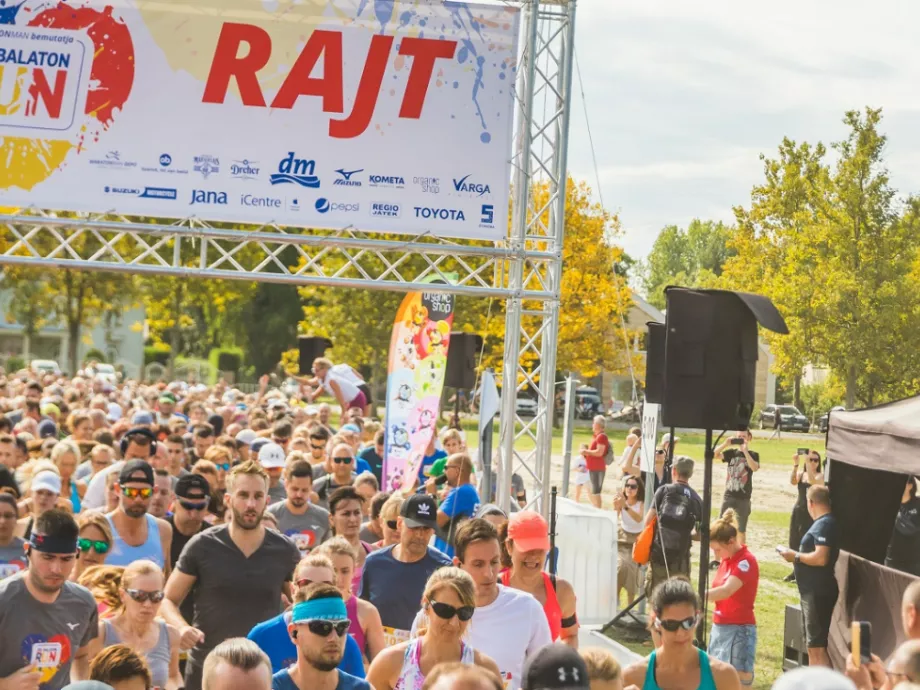 A dm Balaton RUN idén is megmozgatta a családokat
