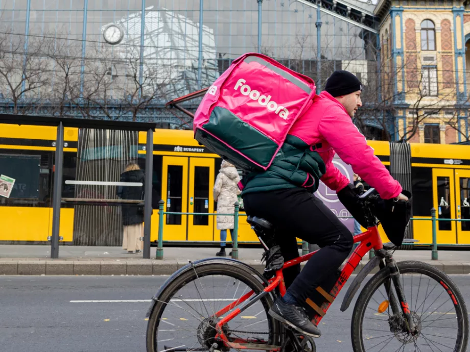 A foodora elfogadja a GVH döntését, de nem ért vele egyet