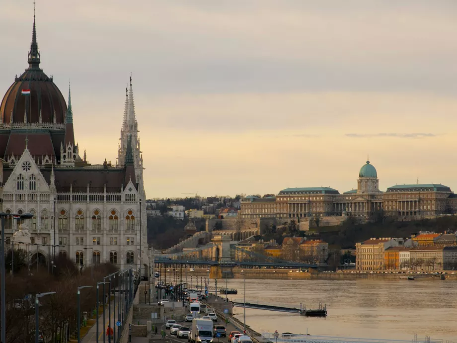 Önjáró adóemelés: A Magyar Kormány automatikus adóemeléseket vezet be