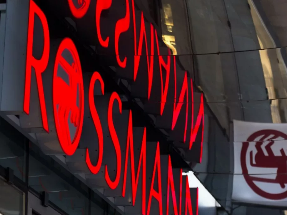 Megnyitott az első shop-in-shop koncepciós Rossmann